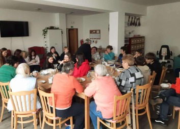 Místo setkávání, vzdělávání a radosti